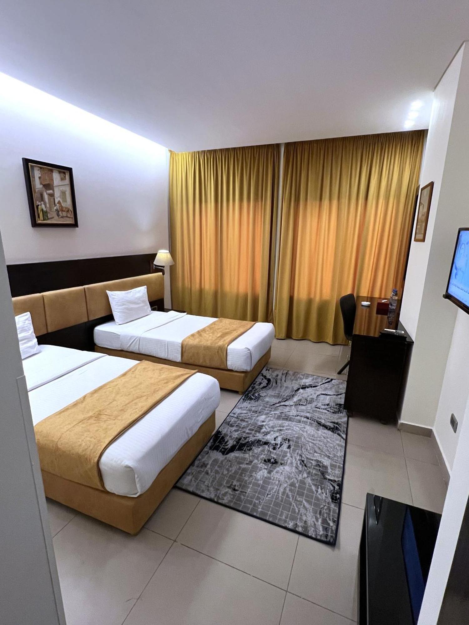 Duroy Hotel By Beverly Beirut Exterior foto